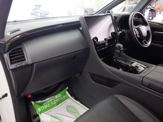Toyota Alphard 12