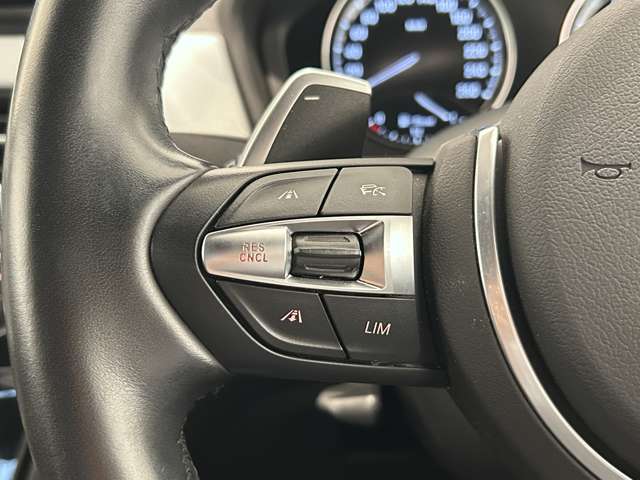 BMW X1 6