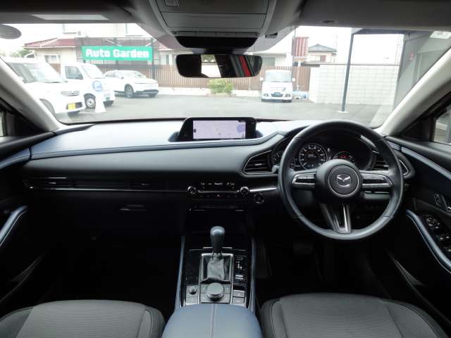 Mazda CX-30 10
