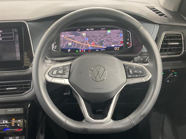 Volkswagen T-Cross 4