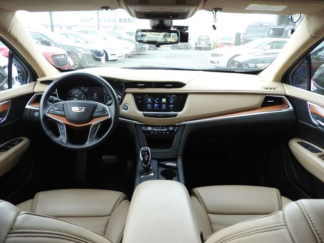 Cadillac XT5Crossover 6
