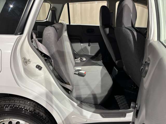 Nissan NV150 AD 9
