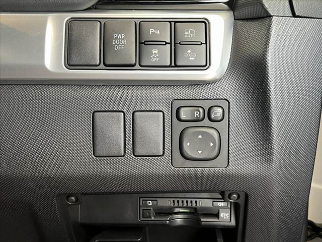 Toyota Estima 7