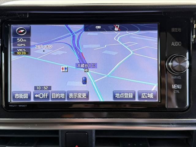 Toyota Sienta 3