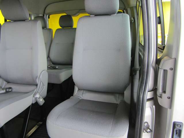 Toyota Hiace 10