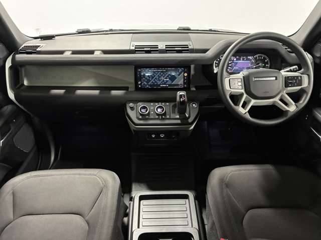 Land Rover Defender 2