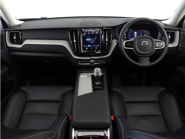 Volvo XC60 4