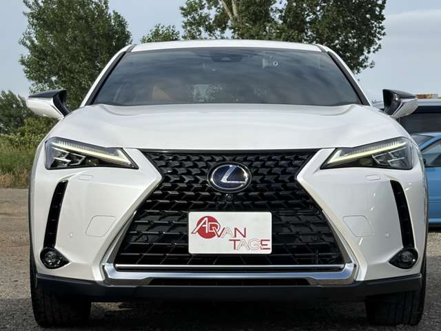 Lexus UX 4