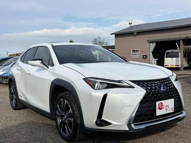 Lexus UX 5