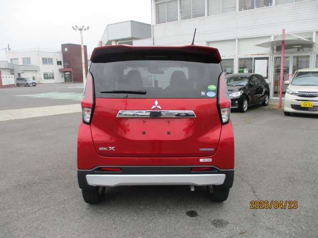 Mitsubishi eK X 11