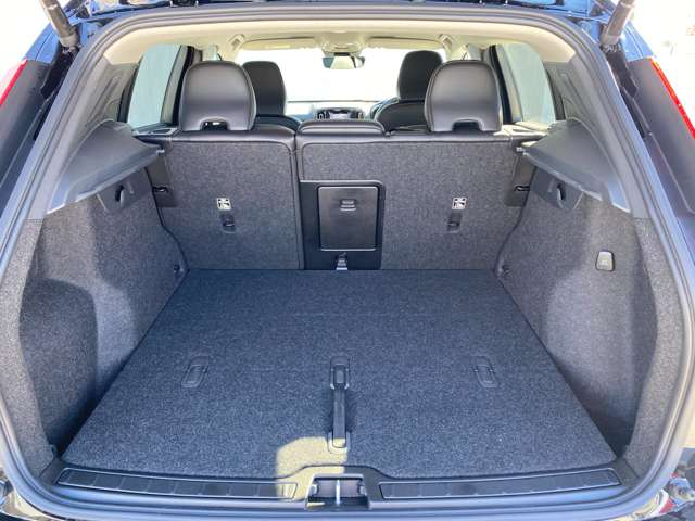 Volvo XC40 12