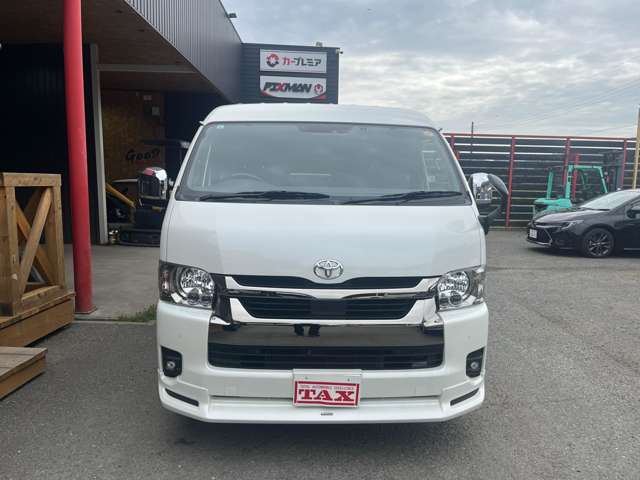 Toyota Hiace Van 2