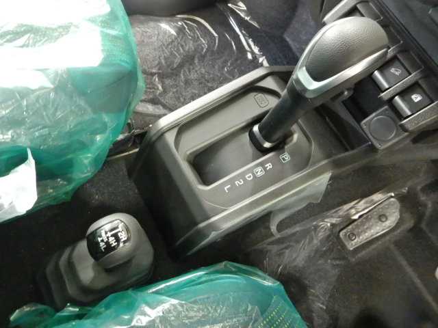 Suzuki Jimny Nomade 9