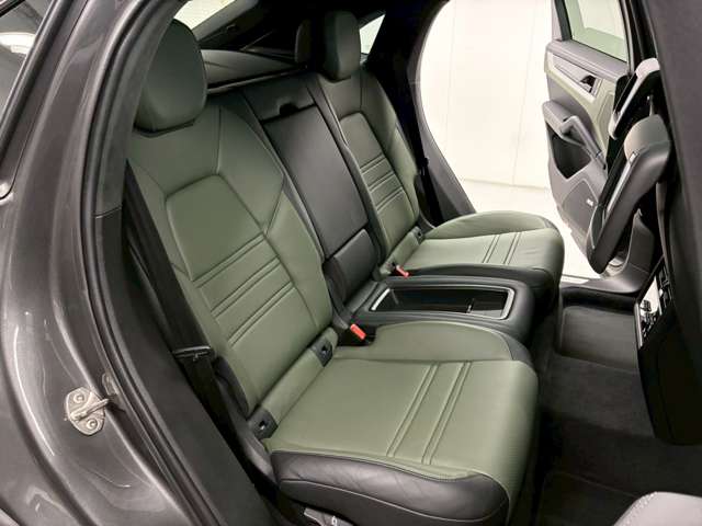 Porsche Cayenne Coupe 9