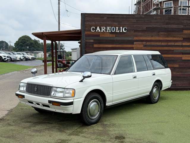 Toyota Crown Van 3