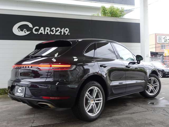 Porsche Macan 12