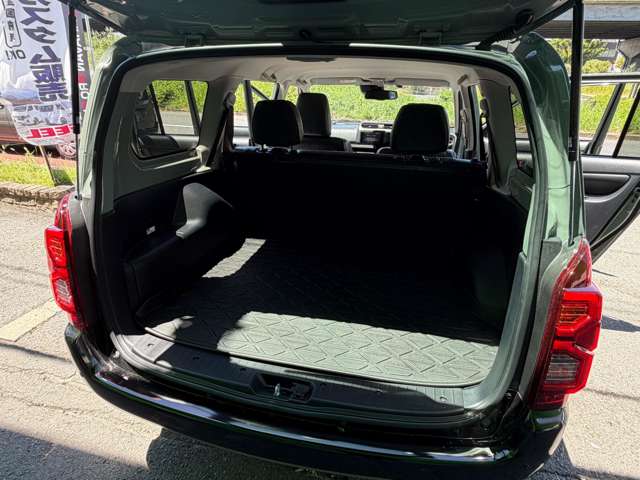 Toyota Probox Van 10
