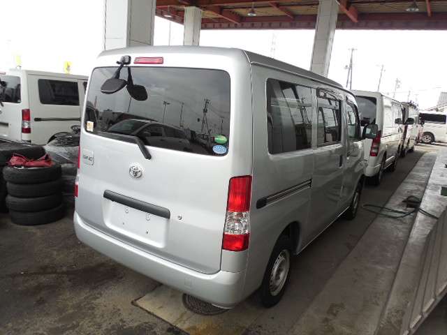Toyota Town Ace Van 4