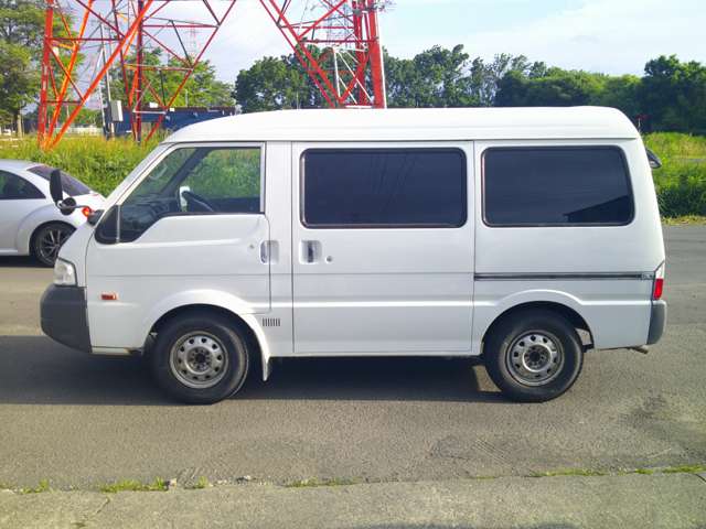 Nissan Vanette 5