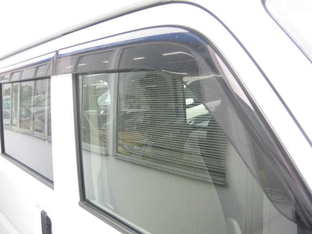 Nissan NV100 Clipper 7