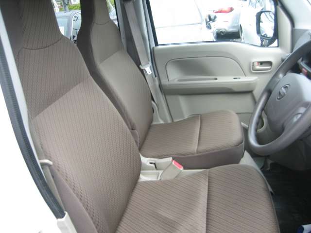 Nissan NV100 Clipper 8