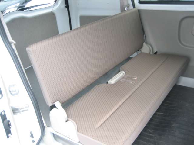 Nissan NV100 Clipper 9