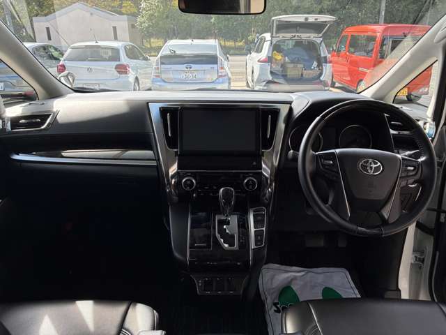 Toyota Alphard 10