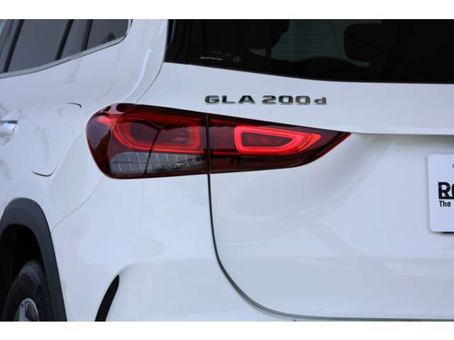 Mercedes-Benz GLA-Class 8