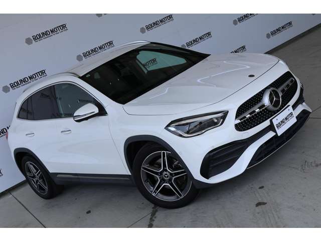Mercedes-Benz GLA-Class 10