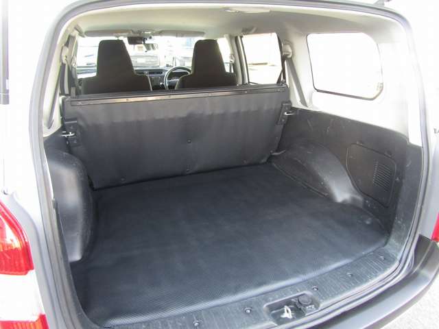 Toyota Probox Van 11