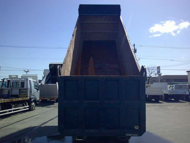 Mitsubishi Fuso Super Great 7