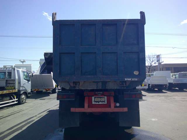 Mitsubishi Fuso Super Great 8