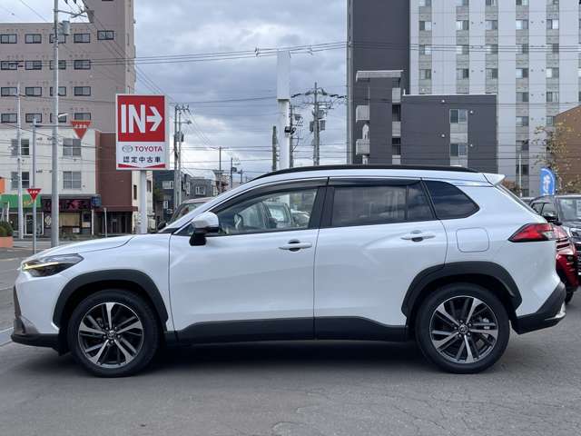 Toyota Corolla Cross 8