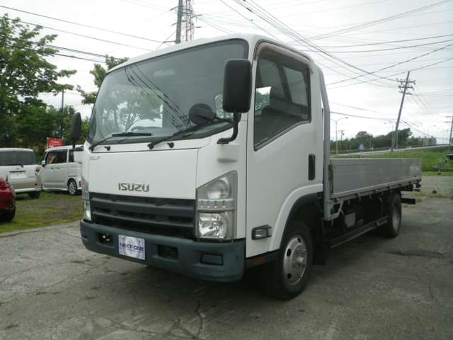 Isuzu Elf 3