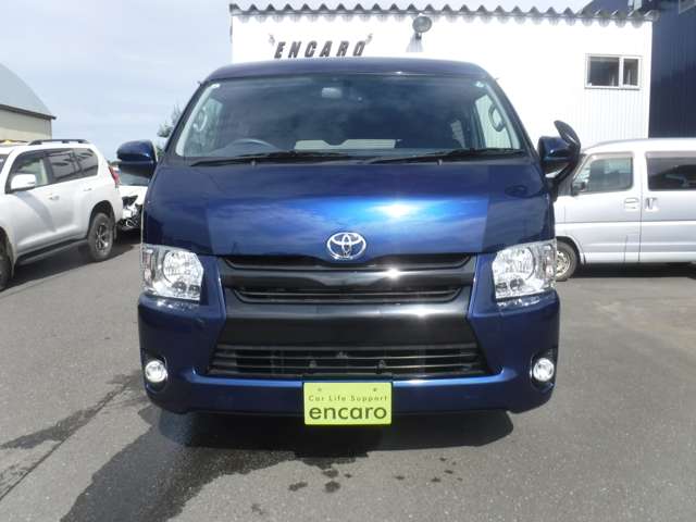 Toyota Hiace Van 3