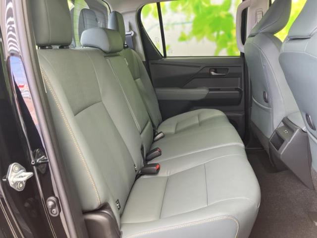 Toyota Hilux 7