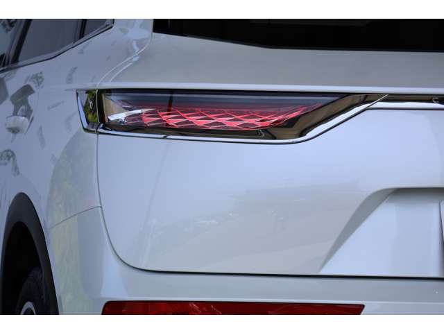DS Automobiles DS 7 Crossback 9