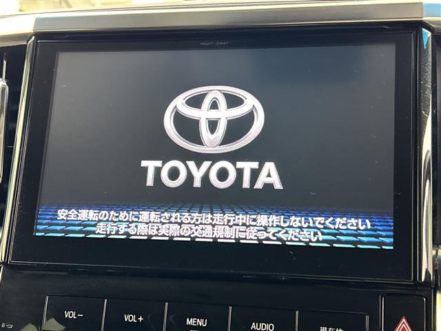 Toyota Vellfire 5