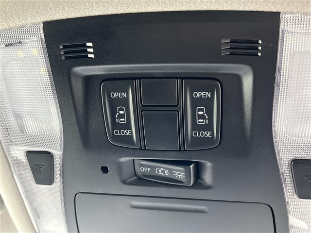 Toyota Vellfire 8