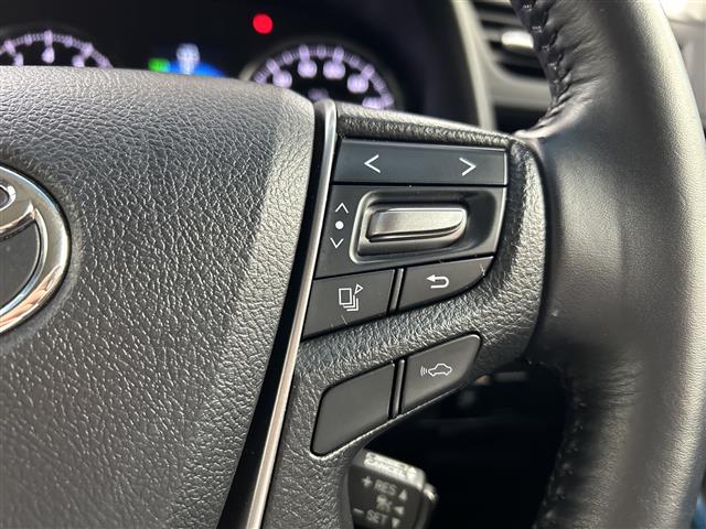 Toyota Vellfire 9