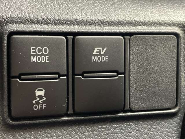 Toyota Sienta 10