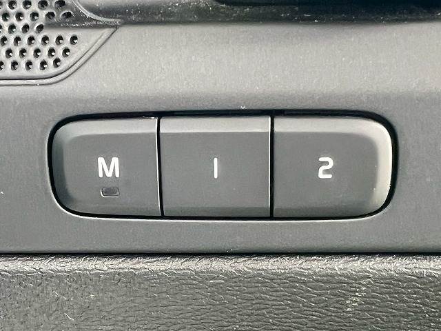 Volvo XC40 8