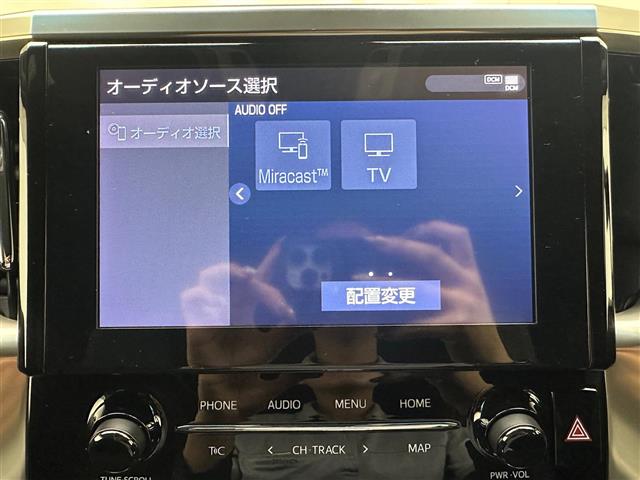 Toyota Alphard 6