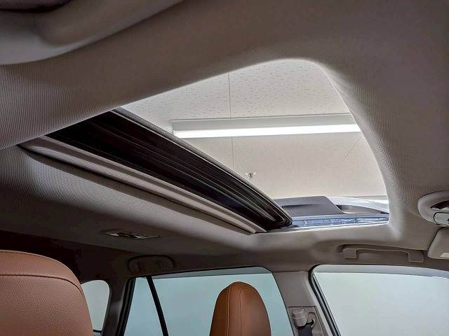 Subaru Legacy Outback 7