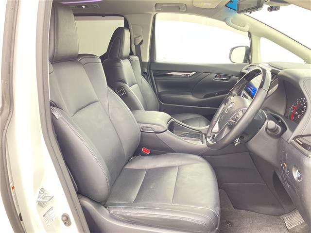 Toyota Alphard 12