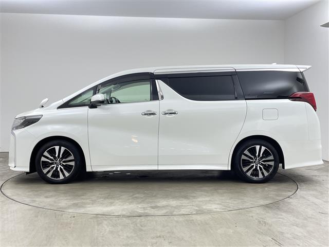 Toyota Alphard 8