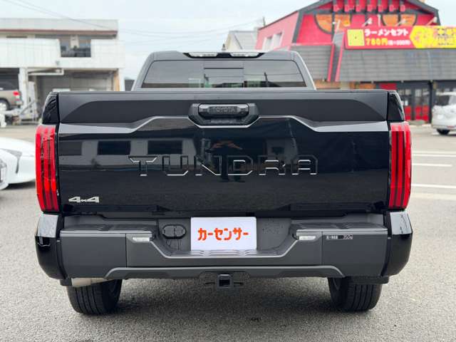 Toyota Tundra 9