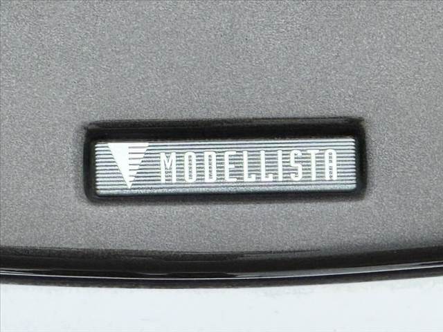 Toyota Alphard 4