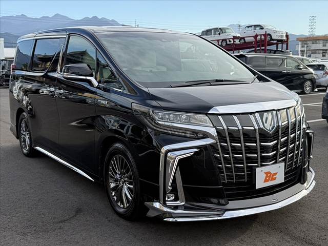 Toyota Alphard 8
