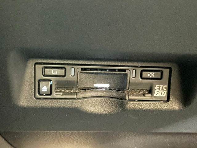 Toyota Vellfire 8